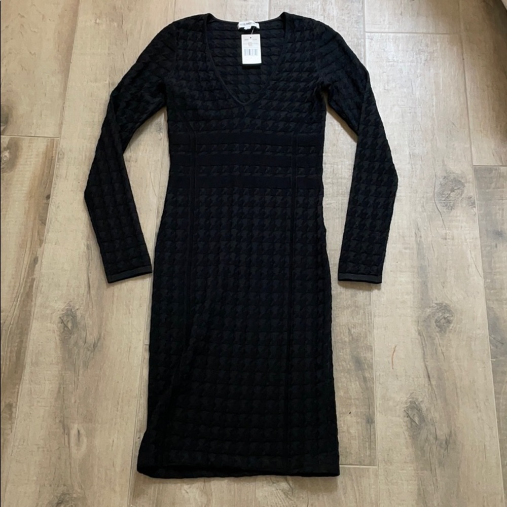 NWT! Good American Body-Con midi Dress in black